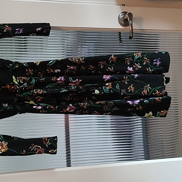 H&M slimming wrap dress - Picture 6 of 6